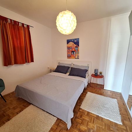 Apartmani Dana Sukošan Kültér fotó