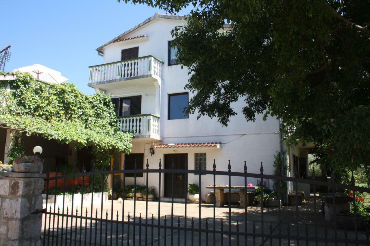 Apartmani Dana Sukošan Kültér fotó