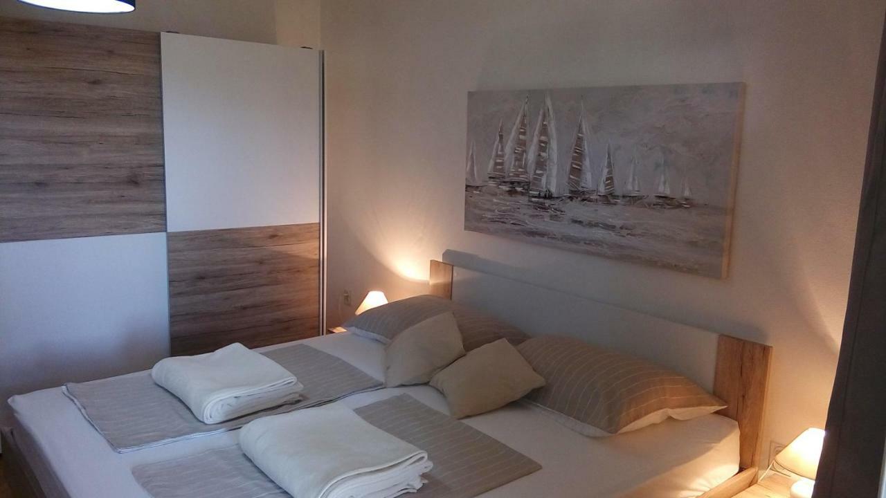 Apartmani Dana Sukošan Kültér fotó